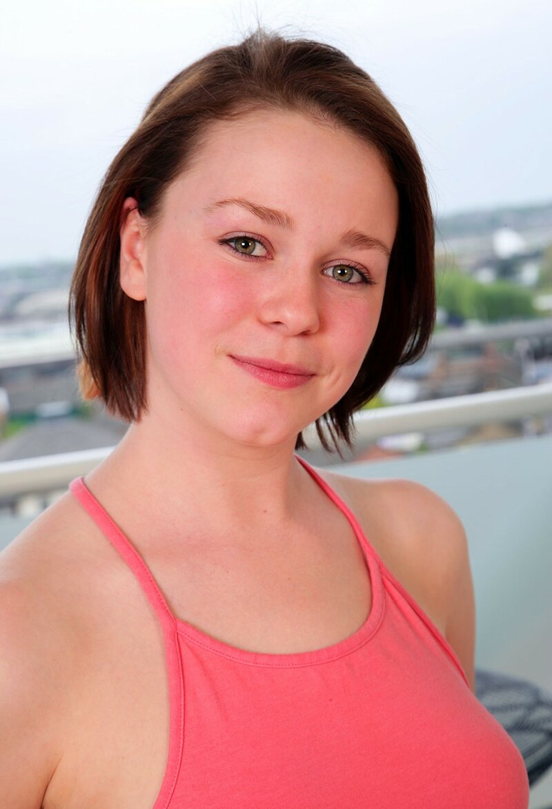 Чара, 25 лет, 1 размер груди